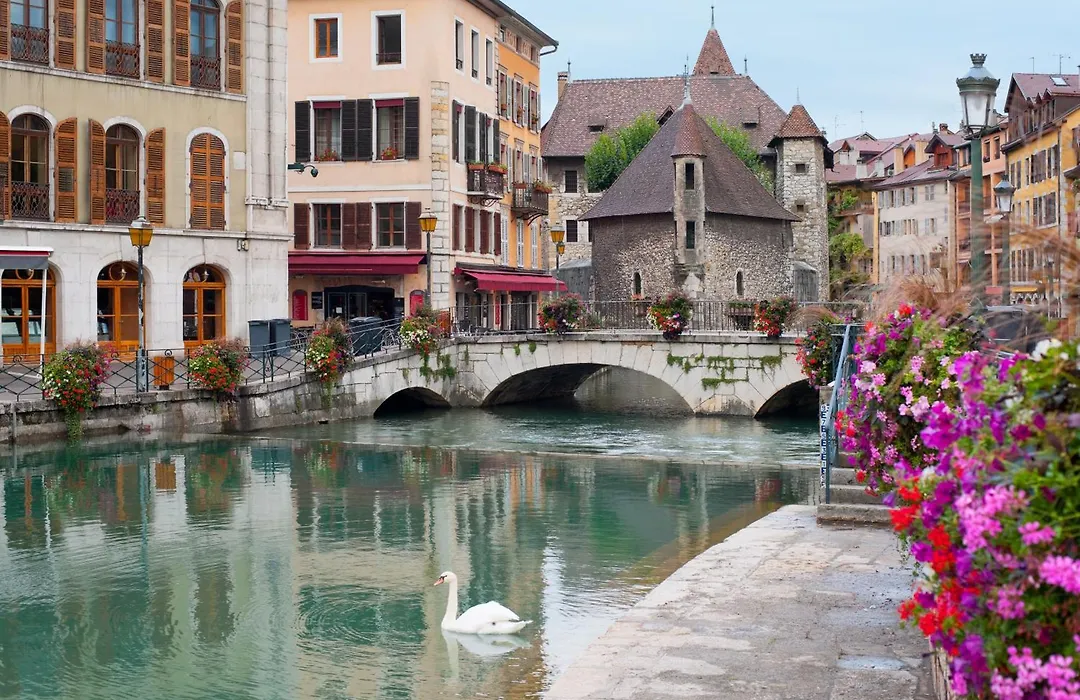 Rivage Hotel & Spa Annecy-1