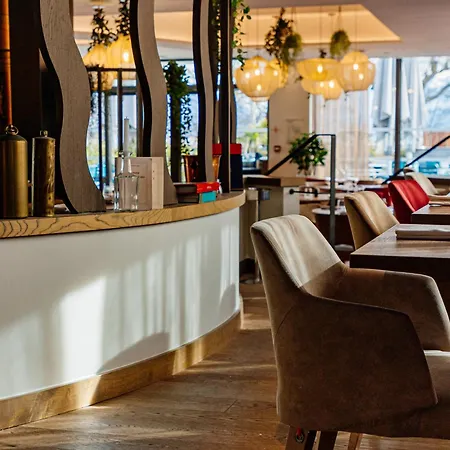 Rivage Hotel & Spa Annecy-3